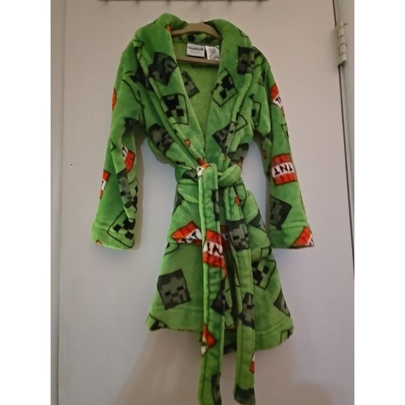 Minecraft TNT Plush Bath Robe Boy's Size 4/5 Pajama & Swimsuit Cover Up Bathrobe - Picture 11 of 12